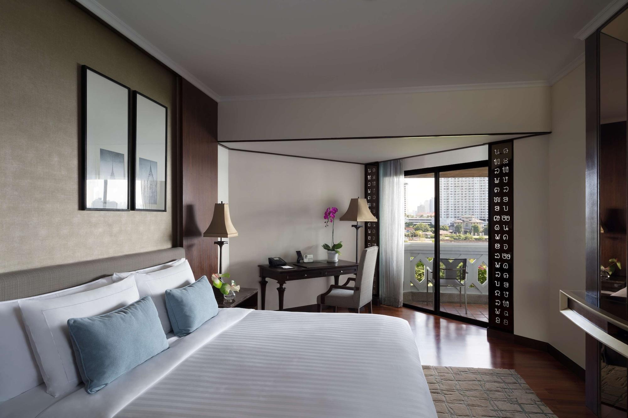Anantara Riverside Bangkok Resort Екстериор снимка A guest room at the hotel