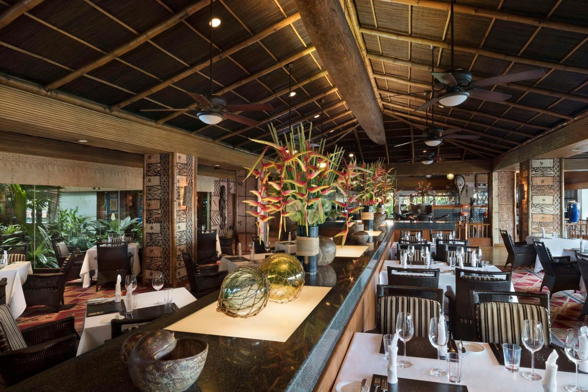 Anantara Riverside Bangkok Resort Екстериор снимка The interior of the restaurant
