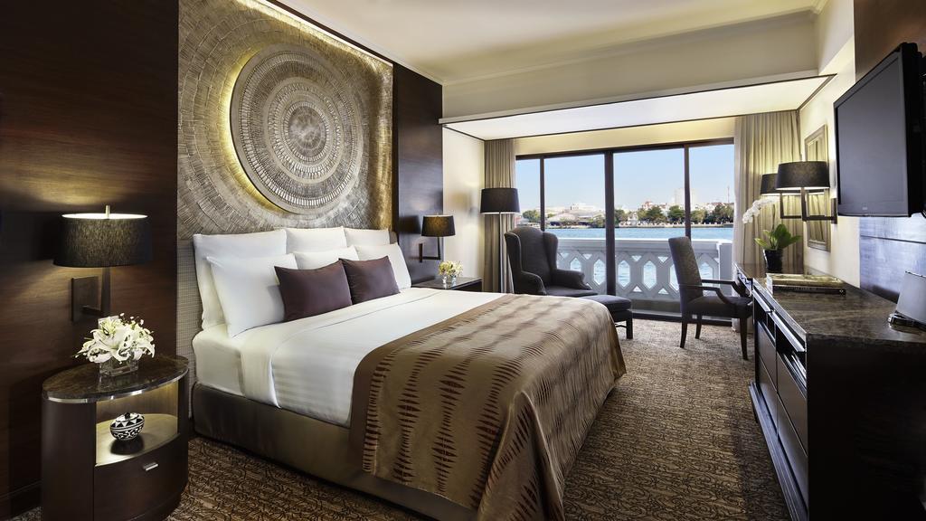 Anantara Riverside Bangkok Resort Екстериор снимка